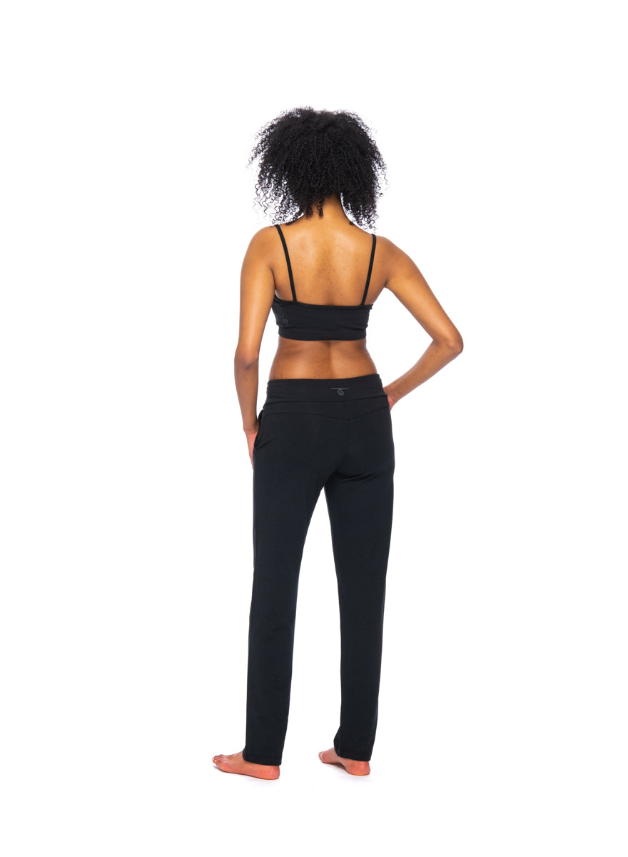 P26 Marilyn Pant